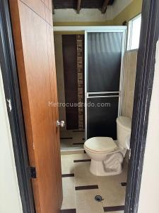 Casa de 5 alcobas en venta en Las Palmas, Medellín, 409 m² · foto 7 de 20