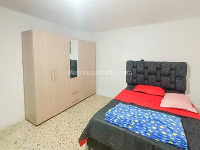 Casa de 3 alcobas en venta en San Javier, Medellín, 136 m² · foto 3 de 11