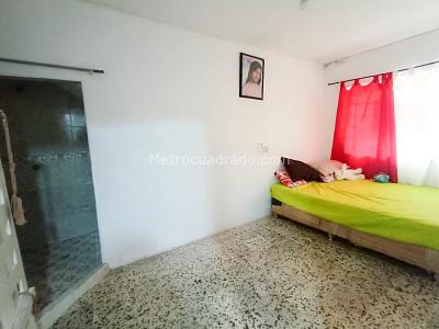 Casa de 3 alcobas en venta en San Javier, Medellín, 136 m² · foto 6 de 11