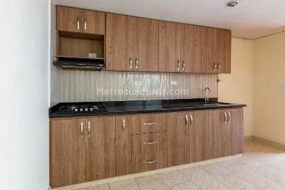 Casa de 3 alcobas en venta en La America, Medellín, 144 m² · foto 4 de 20
