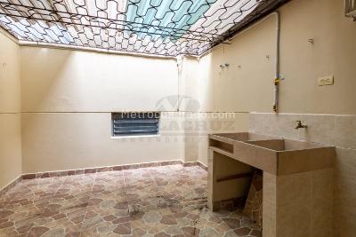 Casa de 3 alcobas en venta en La America, Medellín, 144 m² · foto 11 de 20