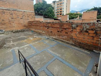 Casa de 3 alcobas en venta en La America, Medellín, 272 m² · foto 20 de 20