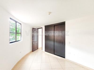 Apartamento de 3 alcobas en venta en America Niza, Medellín, 76 m² · foto 6 de 19