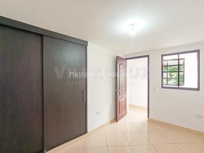 Apartamento de 3 alcobas en venta en America Niza, Medellín, 76 m² · foto 10 de 19