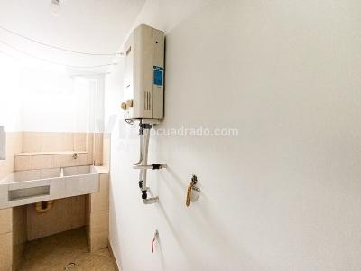 Apartamento de 3 alcobas en venta en America Niza, Medellín, 76 m² · foto 14 de 19