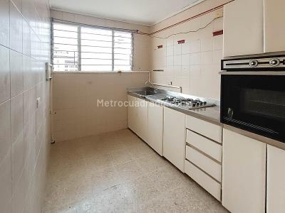 Apartamento en venta en Florida Nueva, Medellín · foto 3 de 20
