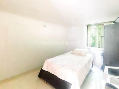 Apartamento de 4 alcobas en venta en Carlos E Restrepo, Medellín, 118 m² · foto 6 de 11