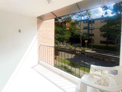 Apartamento de 4 alcobas en venta en Carlos E Restrepo, Medellín, 118 m² · foto 11 de 11