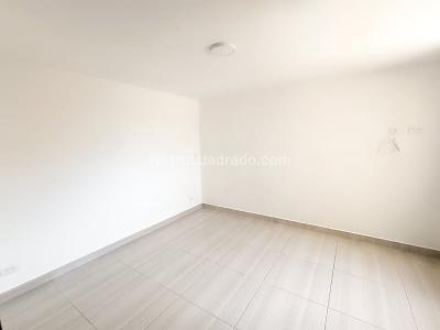 Apartamento de 3 alcobas en venta en Bello, Bello, 80 m² · foto 6 de 14