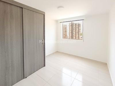 Apartamento de 3 alcobas en venta en Bello, Bello, 80 m² · foto 7 de 14