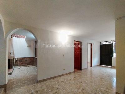 Apartamento de 2 alcobas en venta en Villa Hermosa, Medellín, 67 m² · foto 6 de 14