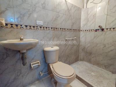 Apartamento de 2 alcobas en venta en Villa Hermosa, Medellín, 67 m² · foto 14 de 14