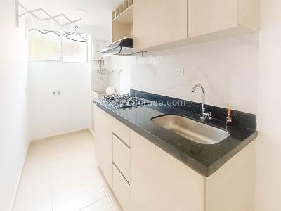 Apartamento en venta en Robledo, Medellín · foto 3 de 11