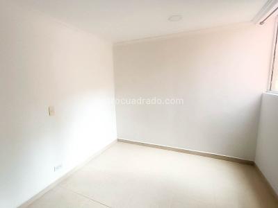 Apartamento en venta en Robledo, Medellín · foto 7 de 11