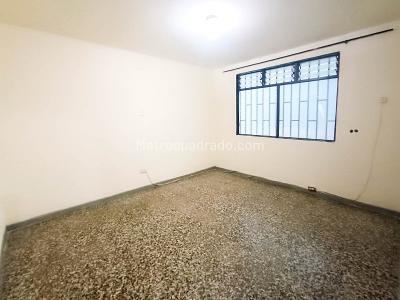 Casa de 4 alcobas en venta en Manrique, Medellín, 131 m² · foto 7 de 20