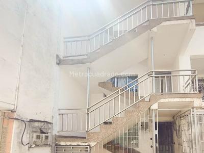 Casa de 4 alcobas en venta en Manrique, Medellín, 131 m² · foto 20 de 20