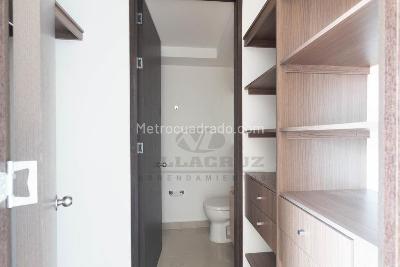 Apartamento de 2 alcobas en venta en Sabaneta, Sabaneta, 80 m² · foto 8 de 16