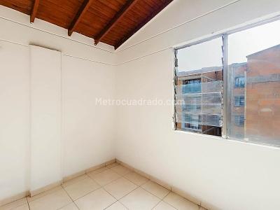 Apartamento en venta en Robledo, Medellín · foto 8 de 16