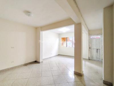 Casa de 4 alcobas en venta en Campo Valdes, Medellín, 140 m² · foto 3 de 20