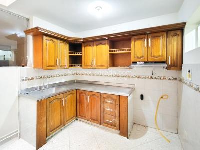 Casa de 4 alcobas en venta en Campo Valdes, Medellín, 140 m² · foto 4 de 20