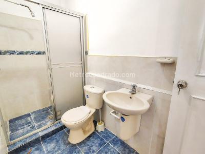 Casa de 4 alcobas en venta en Campo Valdes, Medellín, 140 m² · foto 17 de 20