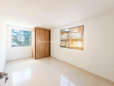 Apartamento de 3 alcobas en venta en Lopez De Mesa, Medellín, 69 m² · foto 8 de 14