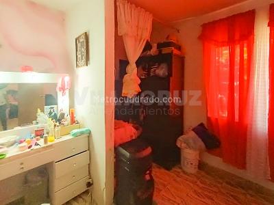 Casa de 5 alcobas en venta en Robledo, Medellín, 147 m² · foto 12 de 20