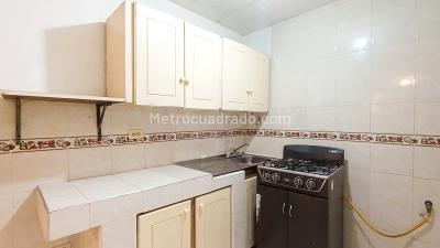 Casa de 3 alcobas en venta en Robledo, Medellín, 67 m² · foto 3 de 16
