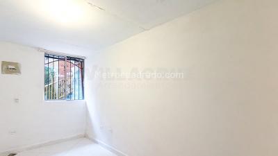 Casa de 3 alcobas en venta en Robledo, Medellín, 67 m² · foto 4 de 16