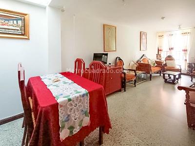 Apartamento de 3 alcobas en venta en San Joaquin, Medellín, 88 m² · foto 2 de 15