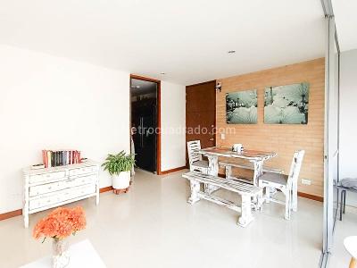 Apartamento en venta en Envigado, Envigado · foto 3 de 16