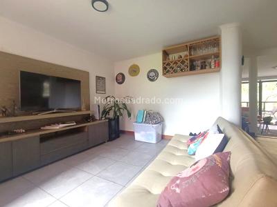 Apartamento de 3 alcobas en venta en El Poblado, Medellín, 176 m² · foto 3 de 20