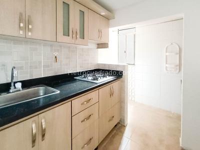 Apartamento en venta en Centro, Medellín · foto 3 de 15