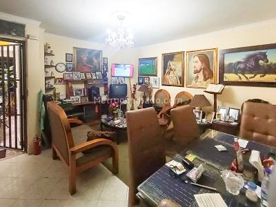 Apartamento en venta en La America, Medellín · foto 2 de 11