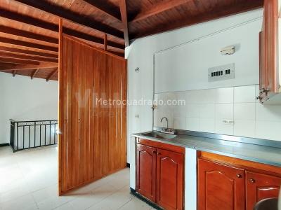 Apartamento en venta en Villa Hermosa, Medellín · foto 2 de 17