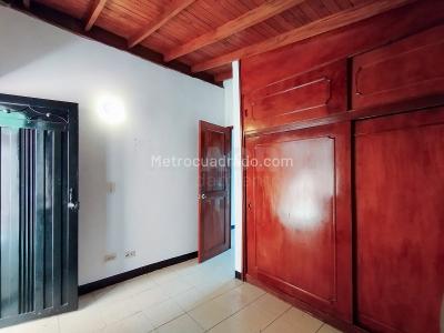Apartamento en venta en Villa Hermosa, Medellín · foto 5 de 17