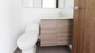 Apartaestudio en venta en Envigado, Envigado, 62 m² · foto 14 de 20