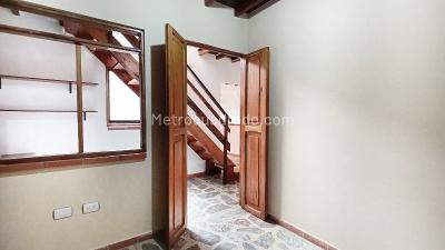 Apartamento de 2 alcobas en venta en Envigado, Envigado, 66 m² · foto 8 de 18