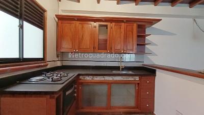 Apartamento de 2 alcobas en venta en Envigado, Envigado, 66 m² · foto 13 de 18