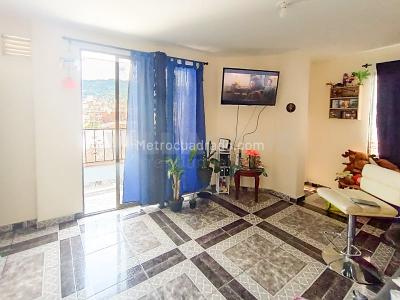 Apartamento en venta en Itagui, Itagüí · foto 2 de 18