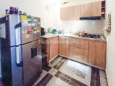 Apartamento en venta en Itagui, Itagüí · foto 3 de 18