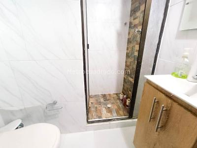 Casa de 3 alcobas en venta en Guayabal, Medellín, 43 m² · foto 11 de 12