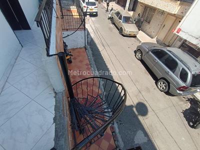 Apartamento de 2 alcobas en venta en La Floresta, Medellín, 58 m² · foto 9 de 10