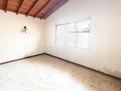 Casa de 5 alcobas en venta en Simon Bolivar, Medellín, 432 m² · foto 10 de 20