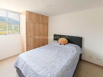 Apartamento de 3 alcobas en venta en Niquia, Bello, 49 m² · foto 5 de 20