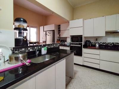 Casa de 5 alcobas en arriendo en Robledo, Medellín, 270 m² · foto 12 de 20