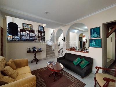 Casa de 5 alcobas en arriendo en Robledo, Medellín, 270 m² · foto 6 de 20