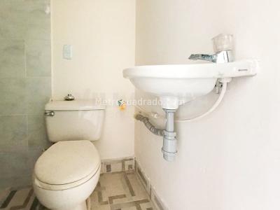Apartaestudio en arriendo en Sevilla, Medellín, 35 m² · foto 8 de 9