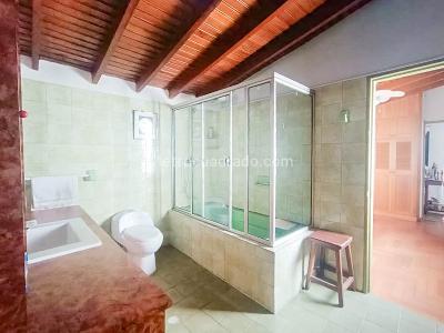 Apartamento de 3 alcobas en venta en San Javier, Medellín, 171 m² · foto 16 de 19
