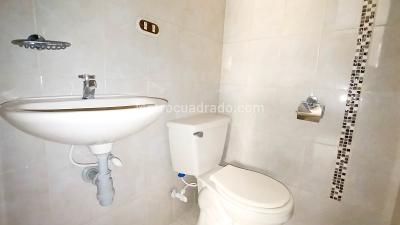 Apartamento de 3 alcobas en arriendo en Belen, Medellín, 98 m² · foto 14 de 17